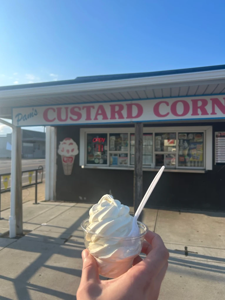 Vanilla soft serve cup